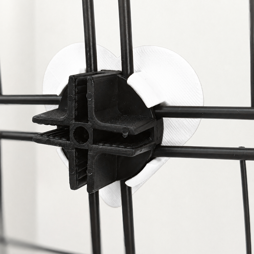 Bright White decorative cage connector for small pet cage, hearts design, 3D printed Sheffield
