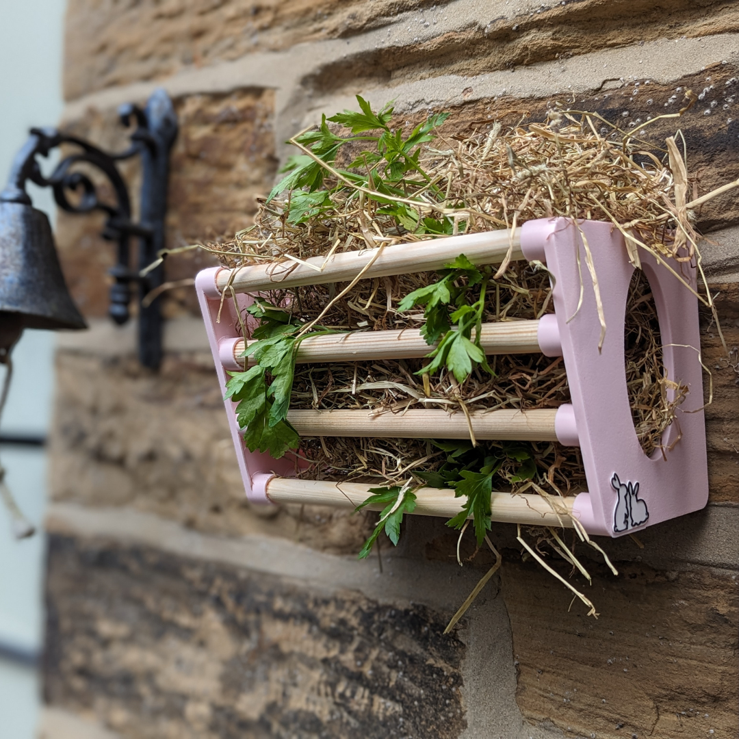 Wall Mounted Hay Rack - Jet Black